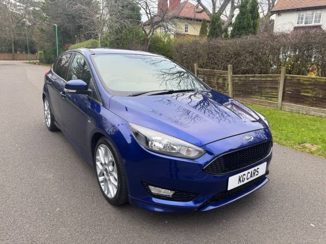 Ford Focus 1.5 TDCi 120 ST-Line 5dr Hatchback Diesel Blue